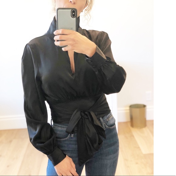MILAN Black Cropped Keyhole Mock Tie Blouse - Picture 2 of 12